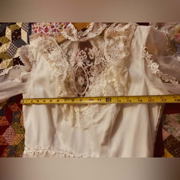 Vintage Wedding Dress Size 10 or Medium - Picture 14 of 17